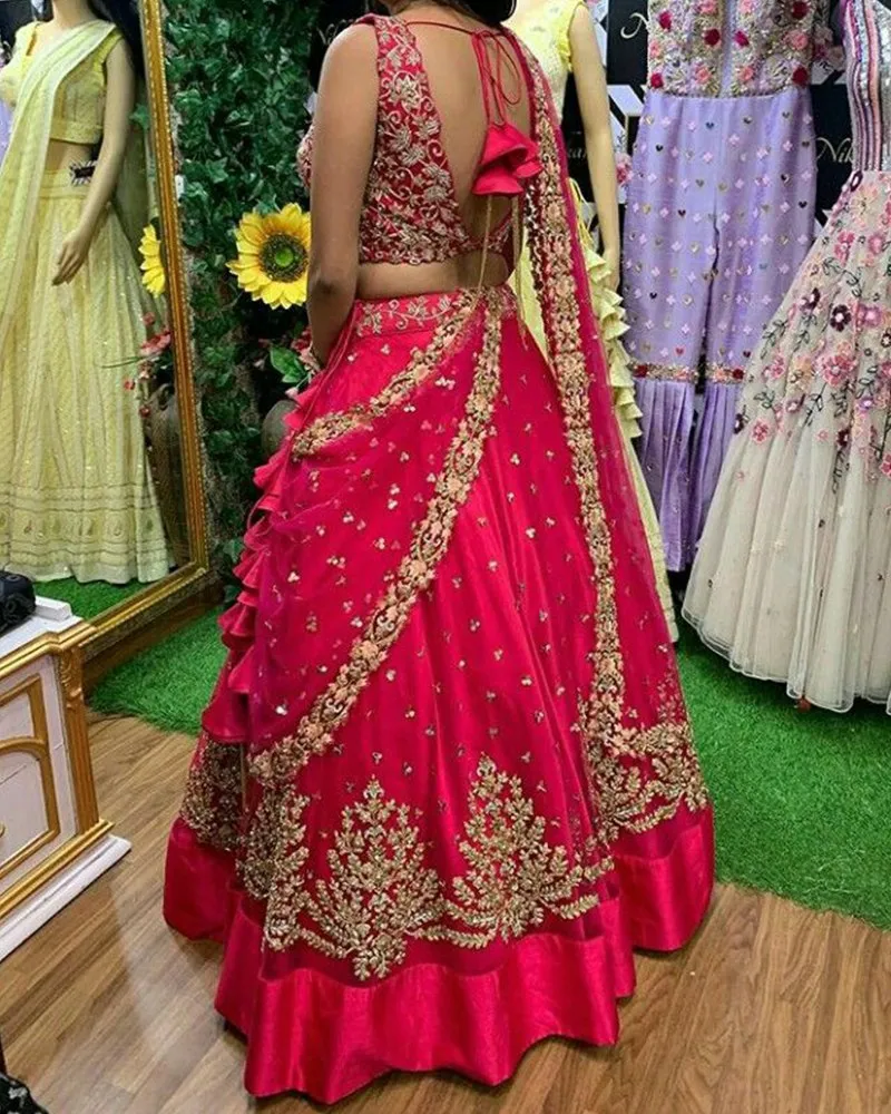 WEDDING-WEAR-RED-THREAD-WORK-VELVET-LEHENGA