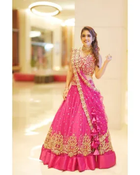 WEDDING-WEAR-RED-THREAD-WORK-VELVET-LEHENGA