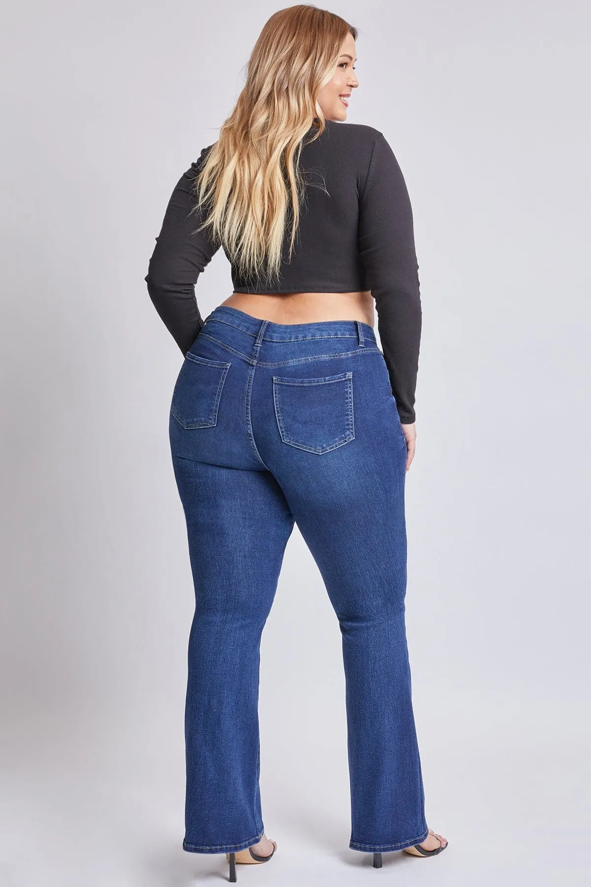 Women's  Plus Size Basic Flare Jeans