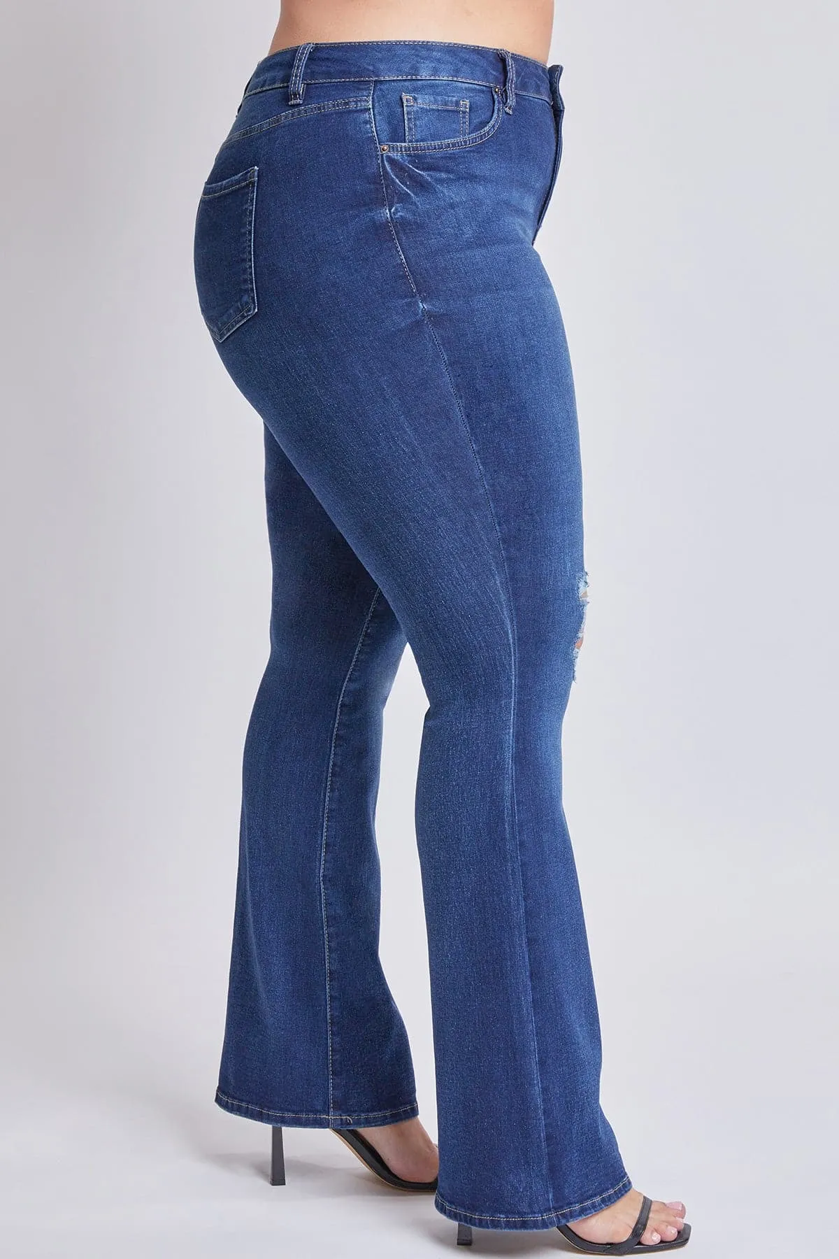 Women's  Plus Size Basic Flare Jeans