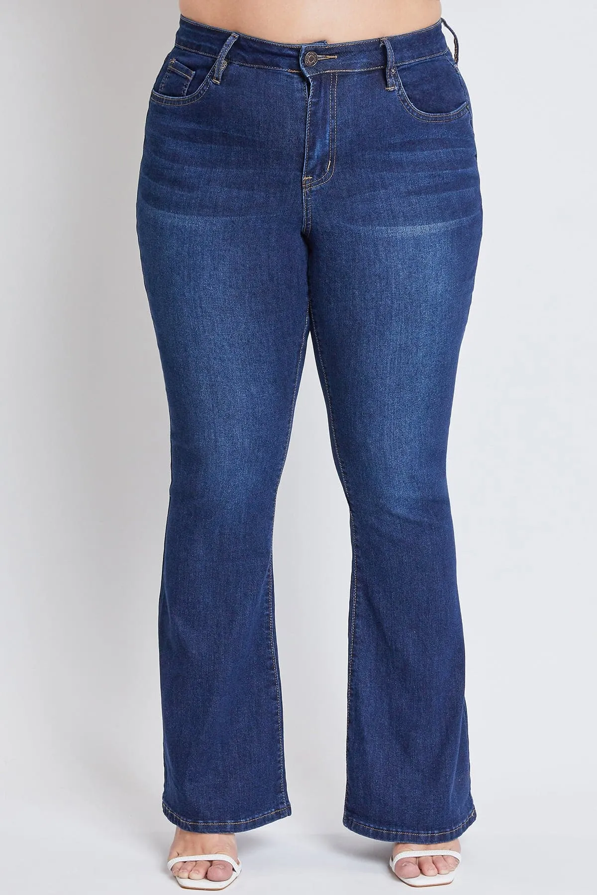 Women's  Plus Size Basic Flare Jeans